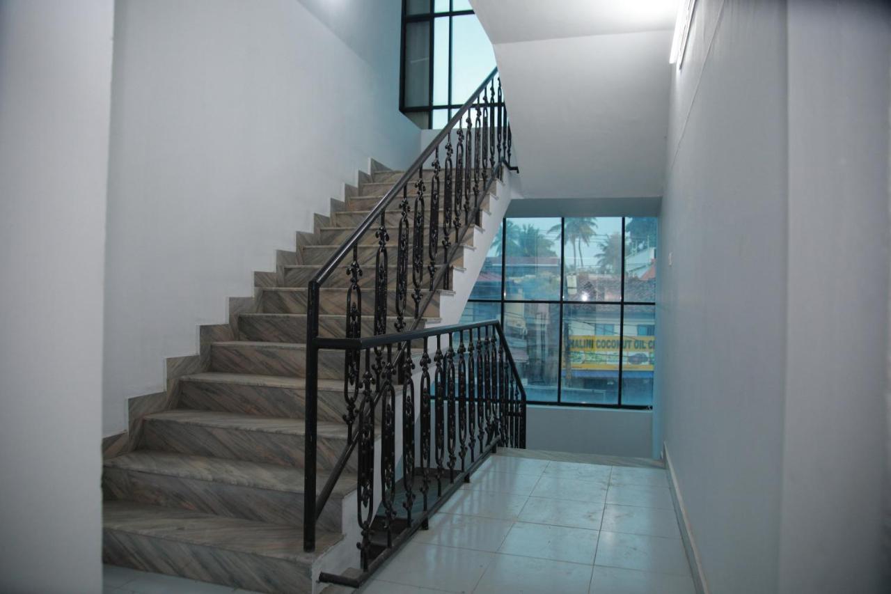 Meghna Residency Hotel Thiruvananthapuram Exterior foto